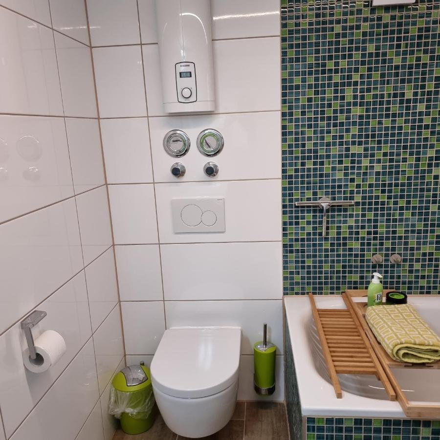 Gemuetliche Gaestewohnung Mit Garten * Вольфсбург